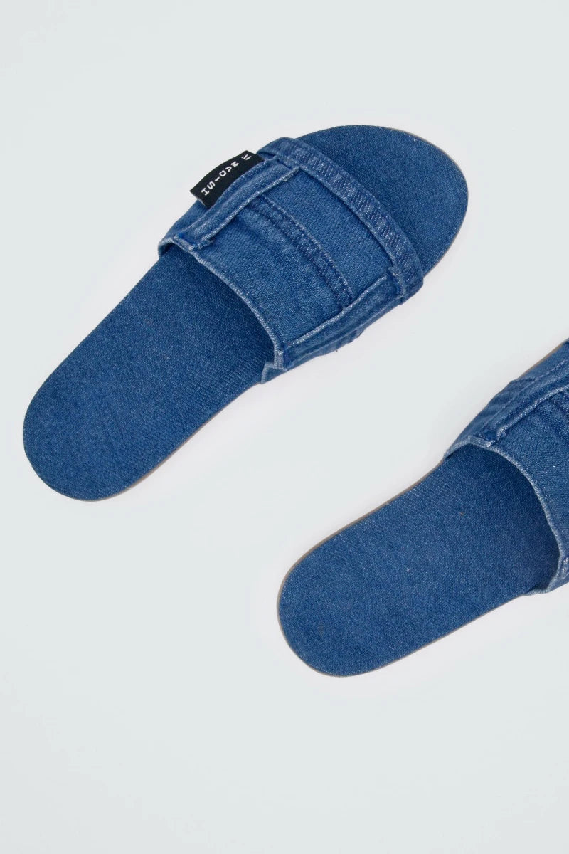 How To Make House Slippers From Old Jeans | Mens slippers pattern, Diy  slippers, House slippers pattern